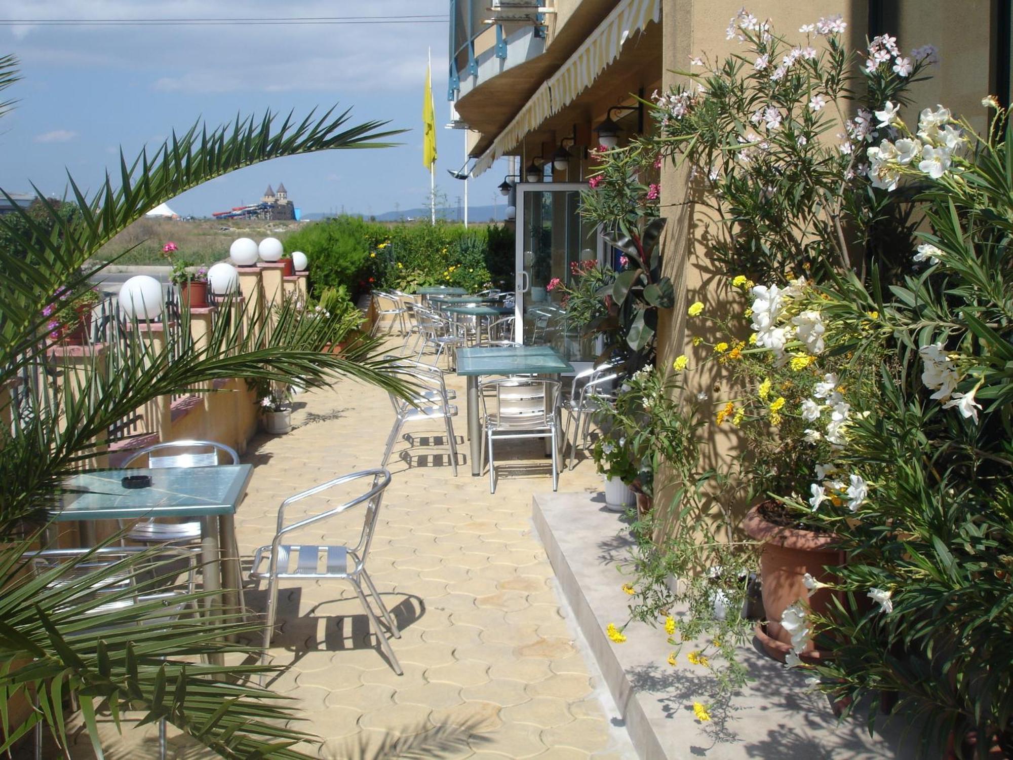 Hotel Riviera Ravda Kültér fotó